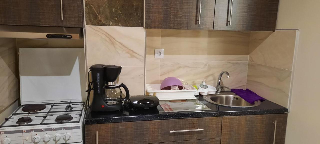 אתונה Livia'S Room To Ampelokipi Metro Airport Line מראה חיצוני תמונה